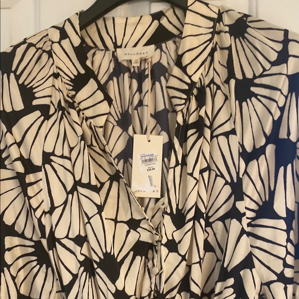 Anthropologie, Macy's Black and White Dolman Sleeve Jumpsuit - Picture 2 of 9